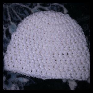 Baby hat/beanie 0-3 months of age Crochet WHITE